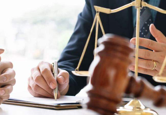 Ação Judicial por dívida: o que fazer ao receber uma?