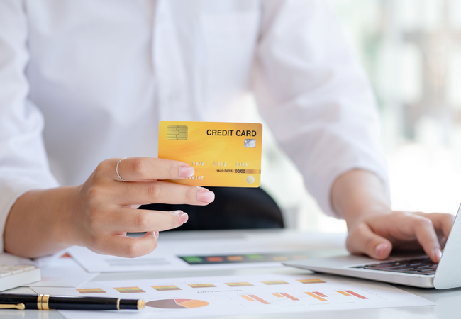 Cartão de crédito pré-pago: vale a pena?