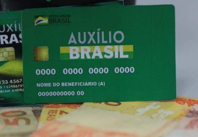 Vale a pena pedir empréstimo consignado do Auxílio Brasil?