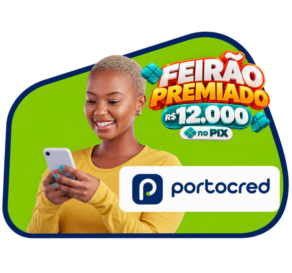 uma mulher feliz sorrindo usando o celular